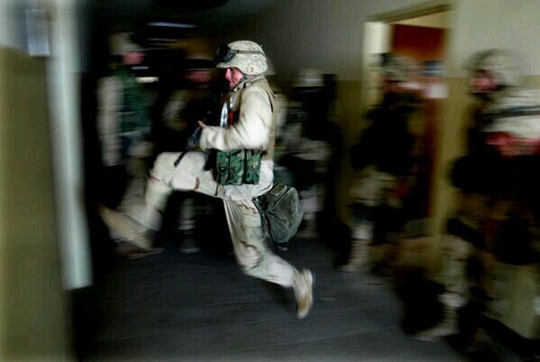 Famegiver24's tweet photo. "Knock, knock"

"Who's there?"

"Freedom, motherfucker!!" http://t.co/T40F5V0Ouz