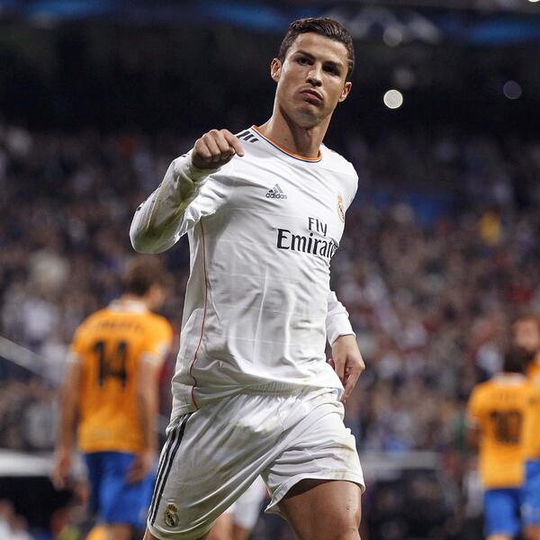 FOXSoccer's tweet photo. Cristiano Ronaldo wins the 2013 FIFA Ballon d'Or, the second of his career. Congratulations @Cristiano! http://t.co/ge7Ug7WnoK