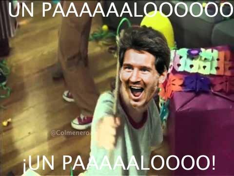 Colmenero's tweet photo. -Hola Messi ¿que te has llevado de esta gala? #BalonDeOro
+ http://t.co/VXQneN1mwy