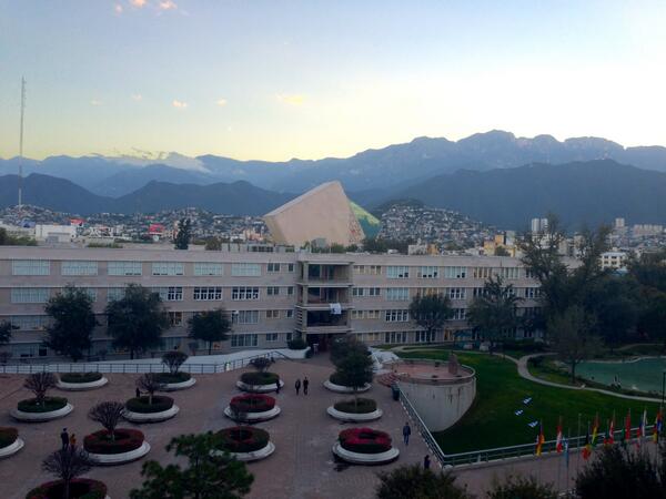 idpsa_mty's tweet photo. Hello! IDPSA les desea mucho éxito en este inicio de semestre. Cuéntanos ¿qué hiciste en vacaciones? #WelcomeBack http://t.co/DuGRRv8m2d