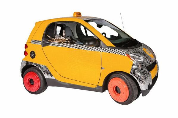 wellsart's tweet photo. Anyone need a Taxi? http://t.co/SRDV0MpOLl