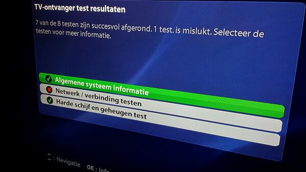 TMMNK's tweet photo. @KPNwebcare wat is er aan de hand? Al 2uur geen tv.. vanalles al geprobeert en telefonisch ook niet berreikbaar! http://t.co/VmBjwQ05OE