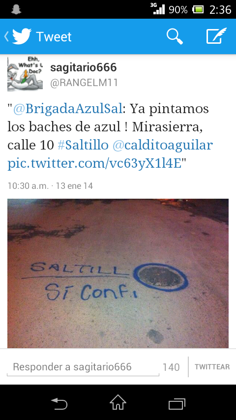 rubehmoreira's tweet photo. A no bueno, pintar primero las letras, luego los baches, ¿que sigue las lámparas fundidas? #Bachilo http://t.co/Avdyy9LITm