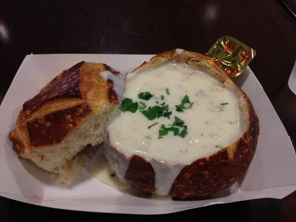 chelseapearl's tweet image. So I had a craving… #sfproblems cc: @boudinbakery