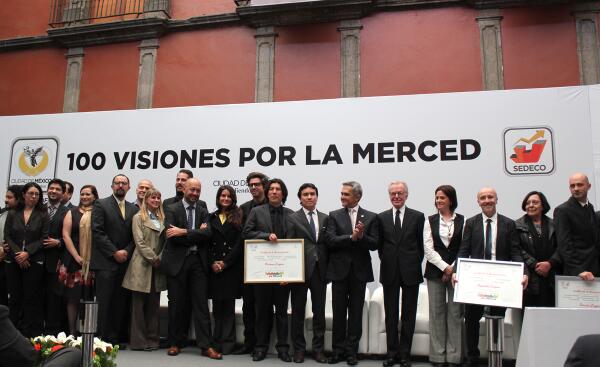 Premia <a href="/ManceraMiguelMX/">Miguel Ángel Mancera</a> #RescatedeLaMerced 

3er lugar <a href="/at103/">AT103</a> junto con <a href="/arq911/">a|911</a> <a href="/otrootroblog/">alejandro hernandez</a> @jctvf304 @CPregazzi