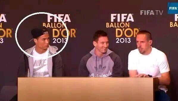 Rie_conmigo_'s tweet photo. Ribery: "No me importa lo que pase hoy, Messi seguirá siendo el mejor del mundo" 
*Atención a la cara de CR7.. http://t.co/OFM3GulDa2