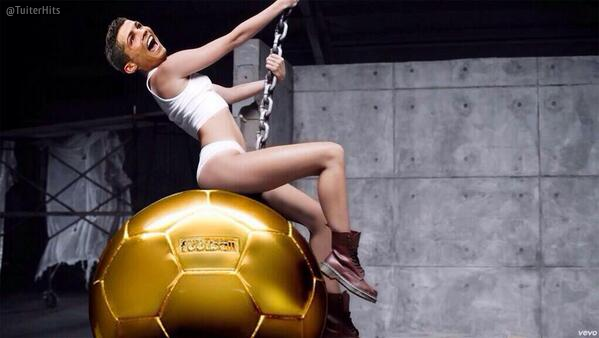 TuiterHits's tweet photo. Cristiano Ronaldo en estos momentos, descripción grafica: http://t.co/TpqmeWzk8P