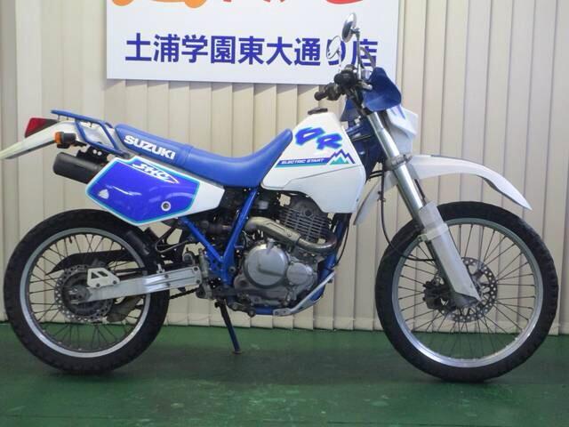 空我d O 仮面ライダーのバイクのベース車両 スズキ Dr250sh 五代雄介 Http T Co Slm0cmhujg Twitter