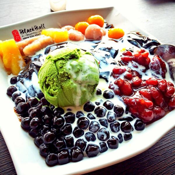Mauuu iniii <a href="/kreshna_raditya/">Kreshna Raditya</a> "<a href="/haloBali/">Halo Bali</a>: Blackball A1 <a href="/BlackBallBali/">Blackball Bali</a> No. 1 Dessert House From Taiwan, beachwalk lt 2 "