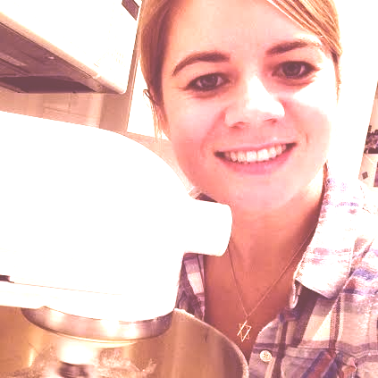 BrookiesBites's tweet photo. meet "Chef" Brook of Brookie's Bites http://t.co/LHyye57U9R