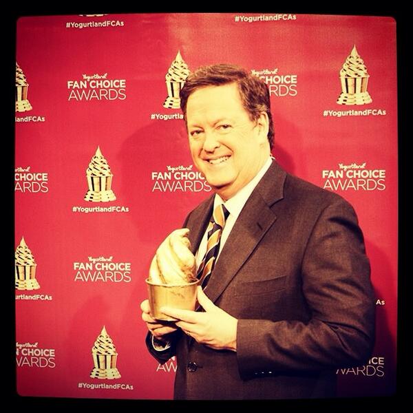 Yogurtland's tweet image. Three days till #SamRubin and #Yogurtland hit the red carpet for the Critics' Choice Movie Awards! #YogurtlandFCAs