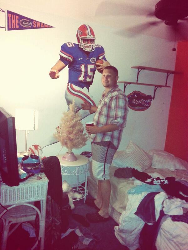 keel_jed's tweet image. @TimTebow me meeting you for the first time. #willneverforgetit