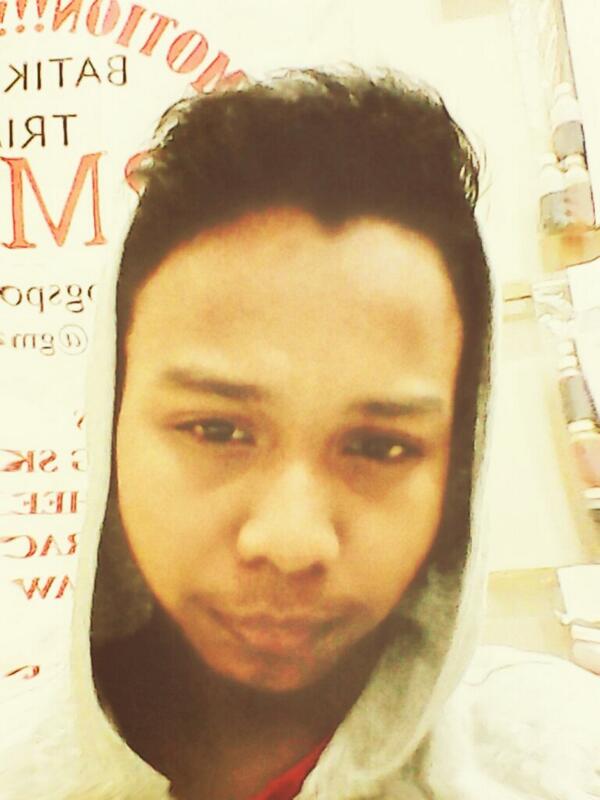 farishusna25's tweet photo. From Cymera http://t.co/FqHc1fY5es