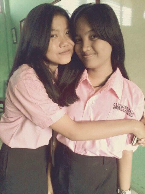 Sri.R (@meiimeisah) on Twitter photo 