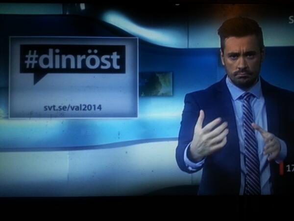 CaJoPh's tweet photo. #dinröst på nyheterna för dövstumma. @svtdinrost #dinrost #dinroest http://t.co/Clv6f234b5