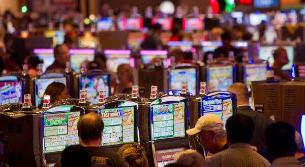 slotsfreespins's tweet photo. Growth Seen In The Casino Industry - http://t.co/0u7rlBJO6K #slotfree #slotbonus http://t.co/sylIOzOiAA
