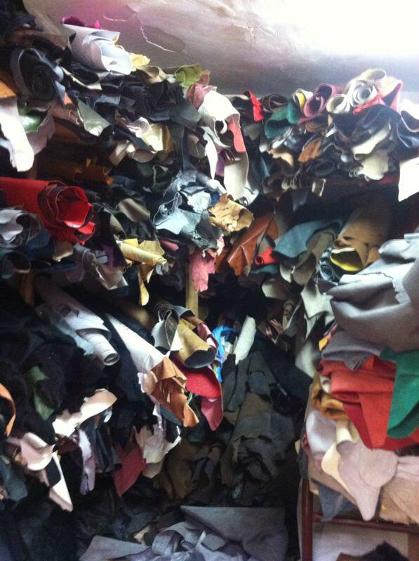 DifferentDutch's tweet image. De DifferentDutch tassen zijn in de maak!! Nog even geduld.. #differentdutch #tas #bags