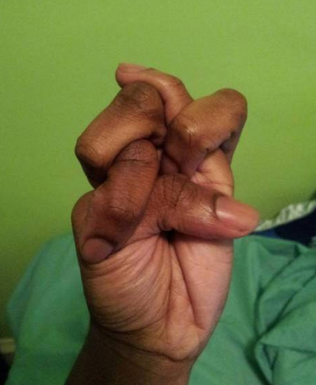 “<a href="/MdcnCabreada/">Medicina Cabreada</a>: CRUZAMOS LOS DEDOS PARA QUE OS VAYAN BIEN LOS EXÁMENES ” <a href="/Mariamglm/">Pai</a>