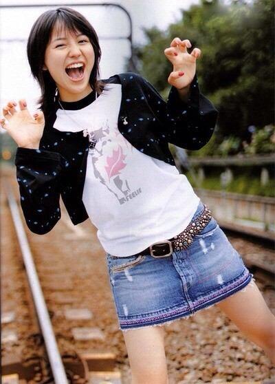 cx88x's tweet photo. フォロワーさんへ,

私、Twitter辞めることにしました

今まで仲良くしてくれて
本当にありがとうございました。

みんなと過ごした楽しい日々は
一生忘れません

みんな元気でね~♪

長澤 まさみ 2014/01/14終 http://t.co/VKhxvfpXVv