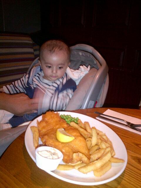 Baby is at restaurant with his grandparents, lovely jovely, fish n chips http://t.co/zoL9QCurge<a href="/tag/musthitgym"class="tags"><span>#musthitgym</span></a>