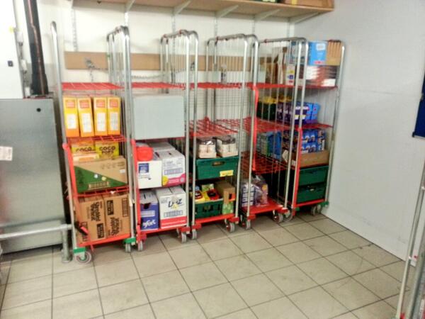 warehouse looking a lot better #xmascutover not bad for a cat 2 wouldbyou say <a href="/PaulGriffin18/">Paul Griffin</a> <a href="/philwoodhouse/">Phil Woodhouse</a>