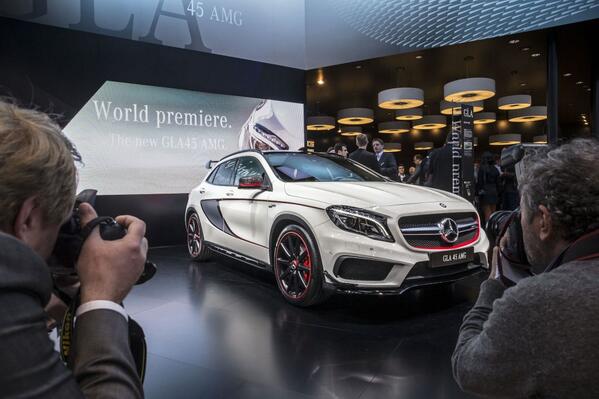 Mercedes Benz On Twitter Get Inside The North American International Auto Show Here World Premiere Gla 45 Amg Naias Http T Co 3b0xfjlf7g