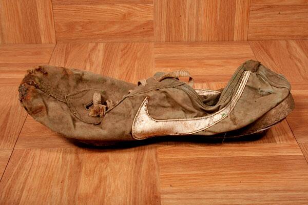Nice Kicks on X ShoeZeum Owner Jordan Geller Acquires Rare Nike Prototype http t owYdx5vBp9 http t xp6JB1dVVs X