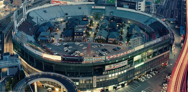 BaseballAddict0's tweet image. Check out this retired baseball stadium in Osaka, Japan. That is now a neighborhood. Just amazing.