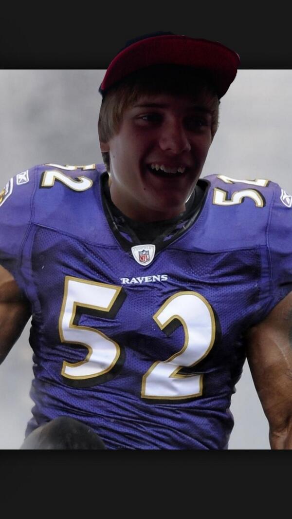 blakepulleyswag's tweet photo. Best player in the nba  #D1BOUND #swag #sleeves #FootballersIThinkImBetterThan #RAW @raylewis http://t.co/2aBzgn8g0K