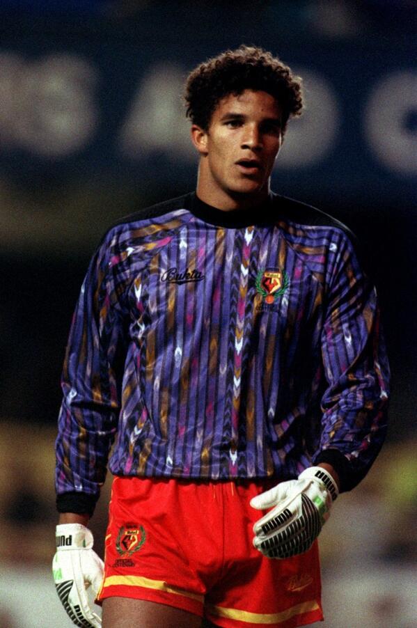beauty 90s football shirts