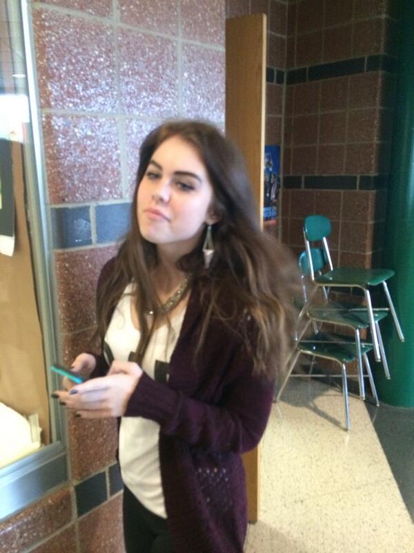 dumb1diot's tweet image. Happy birthday @brittany_davey #nicebrows