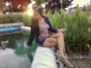 Ielvicious's tweet photo. Thanks. "@Moron666Moron: Seksi keren "@Ielvicious: Meee http://t.co/NfR25jtyXp""