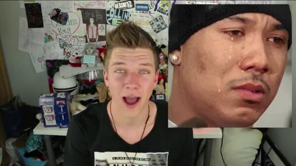 clairee_bearee's tweet image. We have the same problem its ok @CollinsKey #CollinsKeyResolutions youtube.com/watch?v=JsX5Mm…