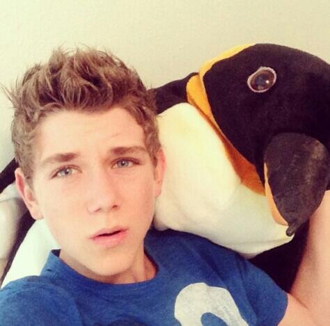 Stephanie__Key_'s tweet image. @CollinsKey  #CollinsKeyResolutions I have a feeling @itsDevanKey might have a clue of where it came from ;)