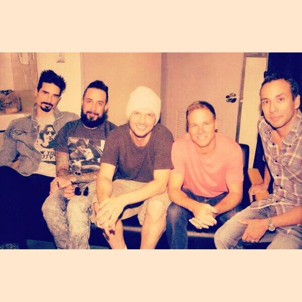 BSBpics's tweet photo. RT if u love them :') ♥️ http://t.co/kyeHaS4yyn