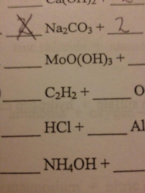 ArenBuresh's tweet image. Hehe it says moo...like a cow 😊 #futurechemist