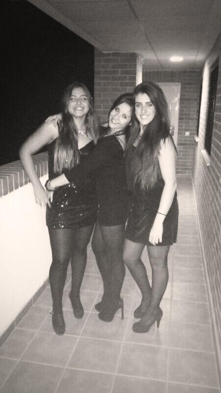 SaraSaizValero's tweet photo. Mis nenas😍 http://t.co/oVvc6YUY5R