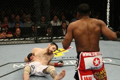 MMAHistoryToday's tweet photo. Jan2.10

KO Artist Paul Daley delivers a classic Left Hook that finishes Dustin Hazelett @ UFC 108 (KO of the night) http://t.co/lhz3rny5NF