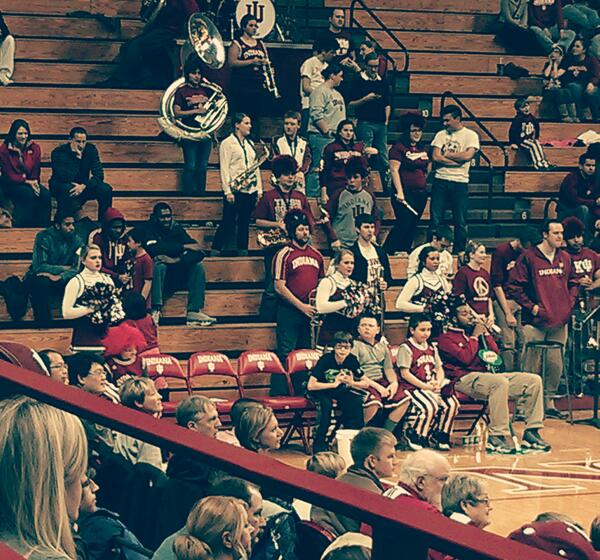 gardengoddess72's tweet photo. @IndianaWBB Vonlen, Robinson, Davis sitting behind Jake and co. http://t.co/arSguSw2We