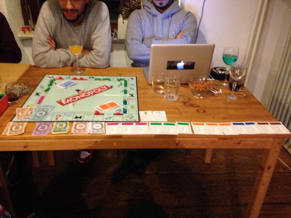 jensdwams's tweet photo. The streets! #monopoly @Ahzumjot @TimurBorgir http://t.co/AeFCdhcJW8