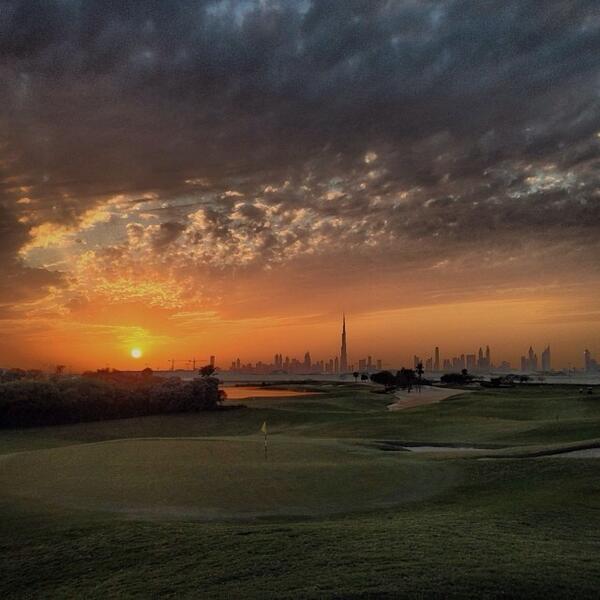 TaylorMadeLab's tweet photo. Great late evening Snap from Al Badia. @UAEGolfGuide @European_Tour @TaylorMadeGolf @PGA_JohnDaly @TimeOutDubai http://t.co/kzihaUO1Dq