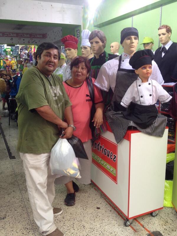 RoUniformes's tweet photo. Seguimos avanzando, hoy aperturamos un nuevo local en la cuadra 5 de Gamarra (565) primer piso! 

Los esperamos! http://t.co/Z5Dy59t5pV