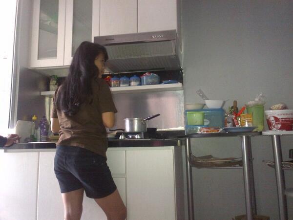 Memey_Nondhera's tweet photo. Bibi nya baru lagi ini @ikaaalestari http://t.co/VjFrDLKUQi