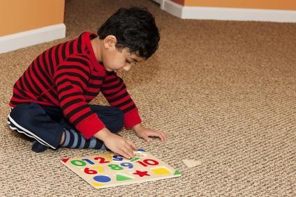 sciencewr's tweet photo. When Praise is More Harmful than Helpful: Children with Low Self-Esteem Suffer http://t.co/iFBsE5zDjh http://t.co/wVySBtjrZh