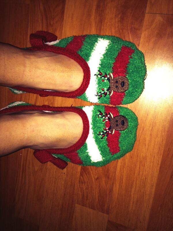 CaviarChronicls's tweet image. Who says Christmas is over when I can wear these all year long #comfortwins