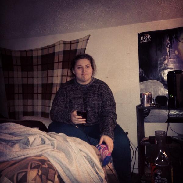 Billygwilikers's tweet image. She thirsty #EVERYBODYNAKED @kristenray_