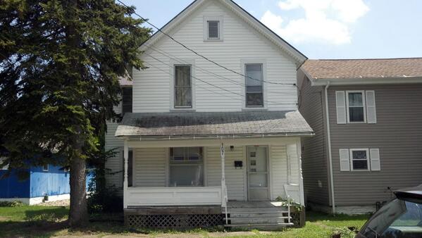 Matcoproperty's tweet image. If you're living in an older home in the northeast right now, let your faucets drip during this subzero weather.