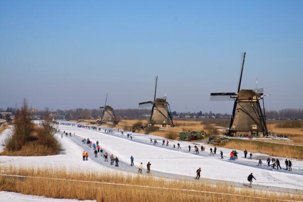 Op zaterdag 11 februari 2012 reden we de Schaatsmolentocht door de Alblasserwaard. Tijd voor een volgende Molentocht!