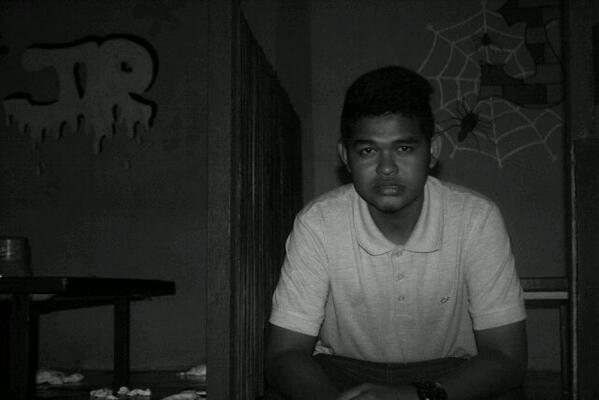 Mhd_faadhil's tweet photo. Fadil http://t.co/NdOnPcWU1U