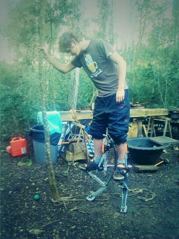 dariox64's tweet photo. he esperado 3 años pero al fin los tengo *-* #Zancos #UpWing #Deporte #Felicidad http://t.co/qfDWqCbVXm
